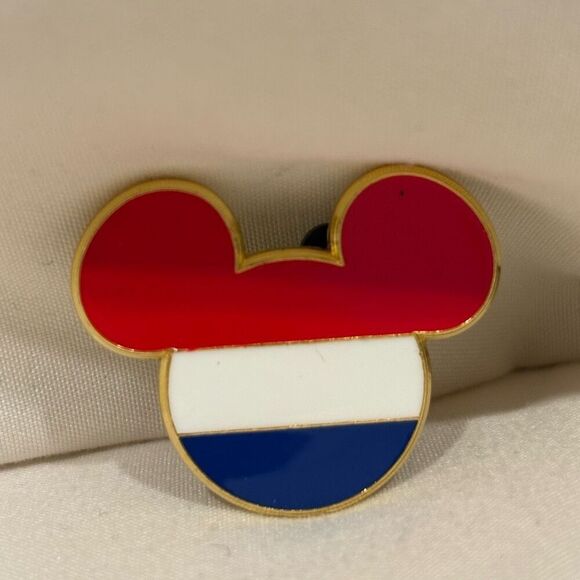 Disney Mickey Mouse Head Netherlands Flag Collectible Trading Pin EUC - Picture 1 of 3
